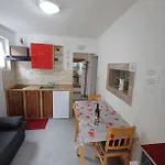 Lägenhet Apartmaji Slatenik *