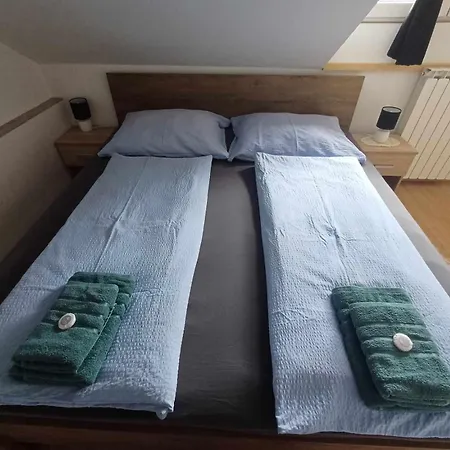 Lejlighed Apartmaji Slatenik *