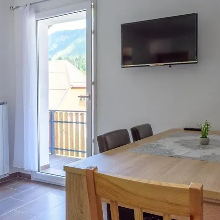 Apartmaji Slatenik דירה בובק
