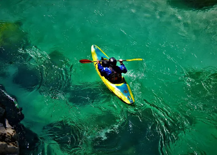 Apartmaji Slatenik דירה *