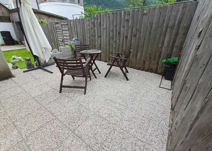 דירה Apartmaji Slatenik *